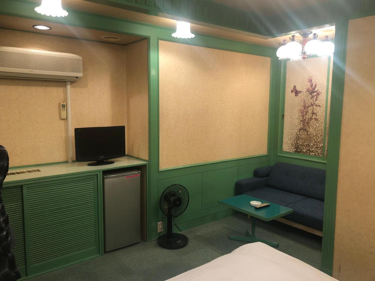 Hotel cinta L.road (adults Only) *